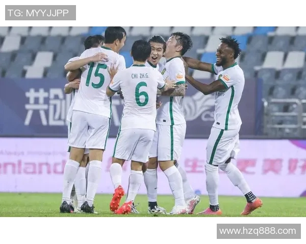 上海申花与北京国安激战正酣谁将赢得这场京沪对决的荣耀